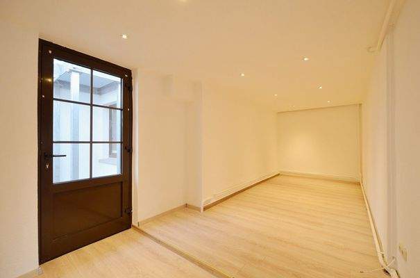 geräumiges Schlafzimmer