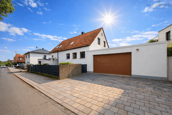 Außenansicht Straßenseite