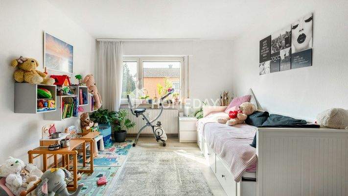 1. OG Schlafzimmer 2 1