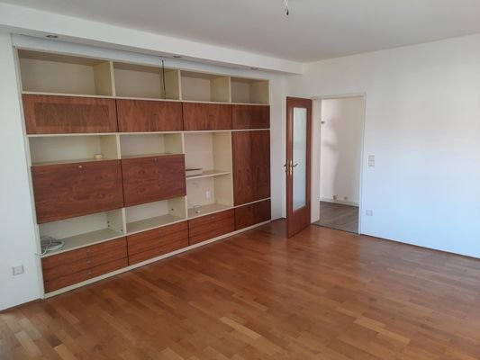 Wohnzi. mit Schrank (B1)