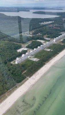 Hubschrauberaufnahme mit Kennzeichnung der Wohnung