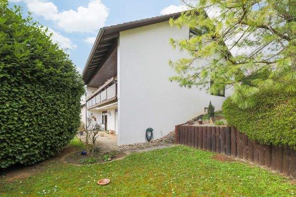 Rückansicht und Garten