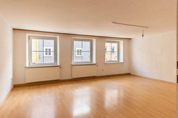 Großzügige Wohnung im Herzen von Landsberg