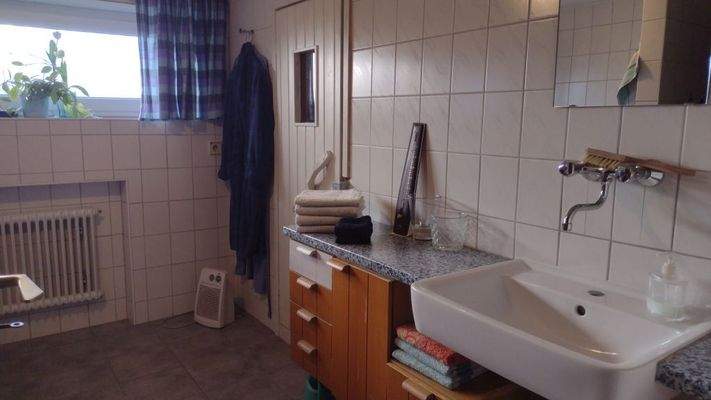 Waschküche und Saunas im UG