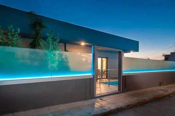 Kreta, Akrotiri: Geräumige moderne Villa mit spektakulärem Blick auf das Meer und die Bucht zu verkaufen