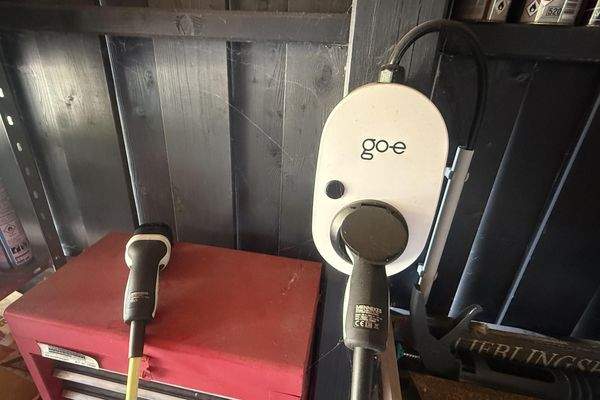 Photovoltaikanlage mit Pufferspeicher und Wallbox