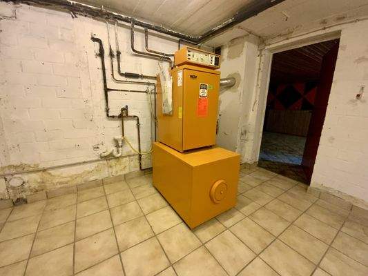 zum Heizungskeller