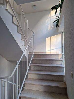 Treppenhaus mit Marmorbelag