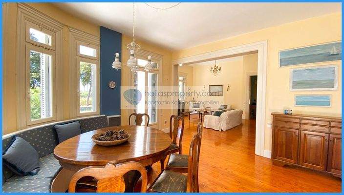 a55b919d8f5e40ff832e1c8bda8b1768-original