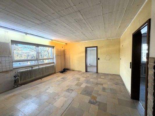 Küche m. Zugang Essbereich