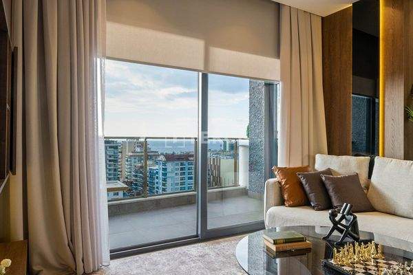 Real Estate in a Two Block Complex 600 M from the Sea in Alanya