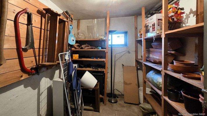 Kellerabteil/Abstellraum (UG)