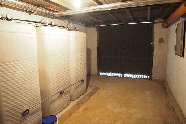 Garage 1 u. Öltanks