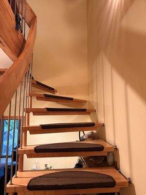 Treppe ins Obergeschoss