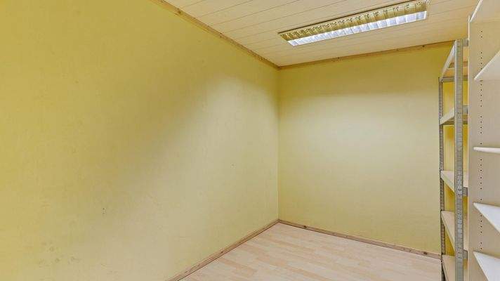 Abstellraum I Halle B