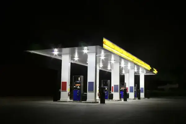 MusterbildTankstelle.webp
