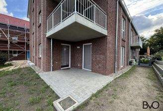 Terrasse und Gartenteil