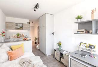 THE FIZZ Hannover Room 1.jpg