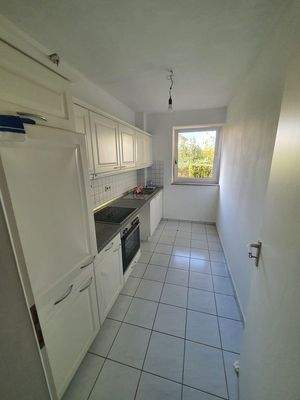 Küche - Blick zur Terrasse