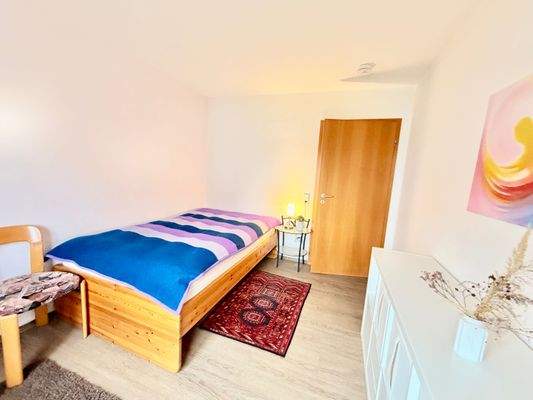 Einladendes Büro- oder Kinderzimmer