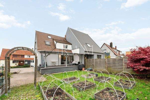 Außenansicht & Garten