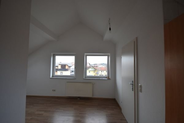Wohn- Ess- Kochbereich - Kleine 2 Zimmer Apartment mit schöner Aussicht Miete Oberndorf bei Salzburg