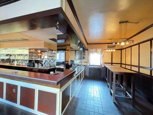 1 Plauderecke mit dem Wirt EG Tehke 10502