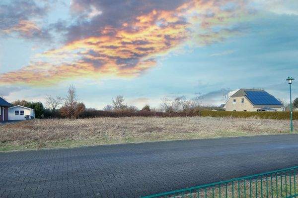 jeweils 751m² groß