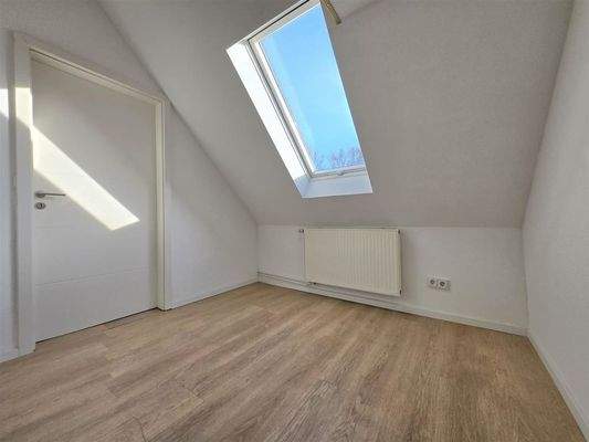 Arbeitszimmer (halbes Zimmer)