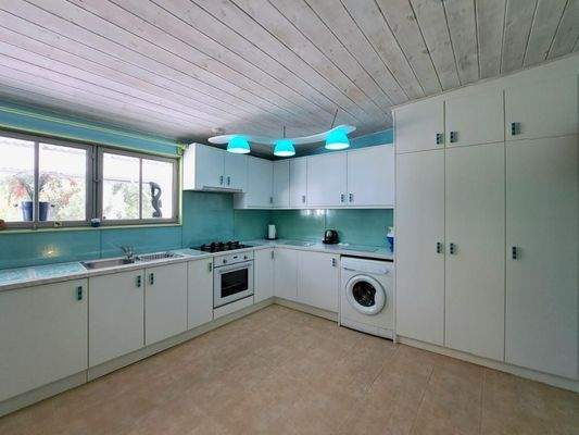 MIT VIDEO: Charmanter, renovierter Bungalow zum Verkauf in Drapanos, Apokoronas