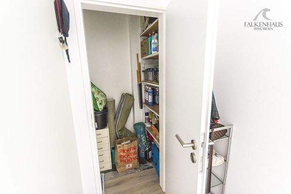 Praktischer Einbauschrank 