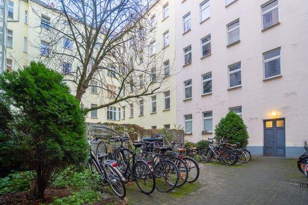 Ansicht des Innenhofs und des Hinterhauses