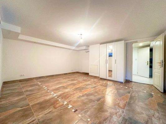 K265 Großer Raum im Untergeschoss