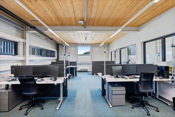 240m² Büroflächen