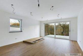 CAM02915G0-PR0052-STILL001