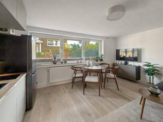 Offener Wohn- und Essbereich