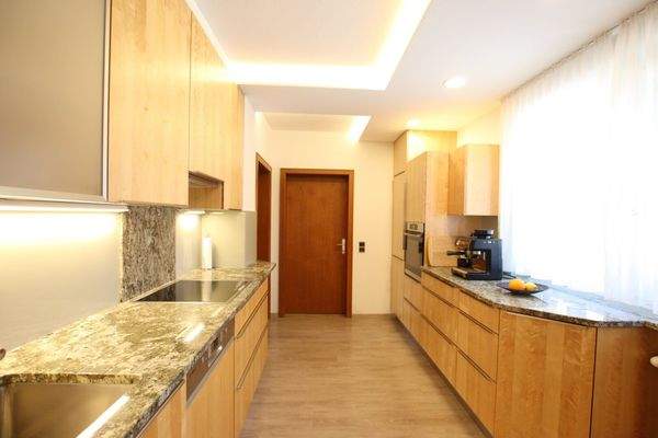 270m² gepflegter Bungalow (Zweifamilienwohnhaus) mit ausgebautem Dachgeschoss und 1.318m² Grund in Viktring in TOPLAGE