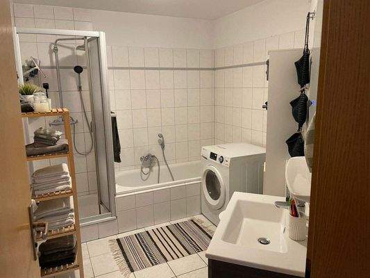 5 - Großes Bad.jpeg