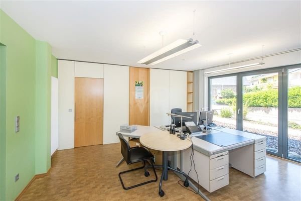 EG Büro/rechts