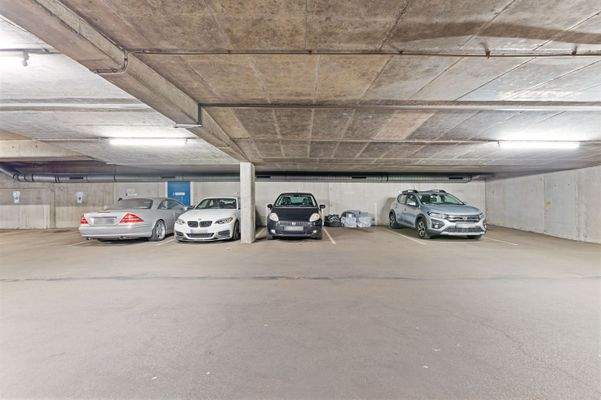 Tiefgaragenstellplätze