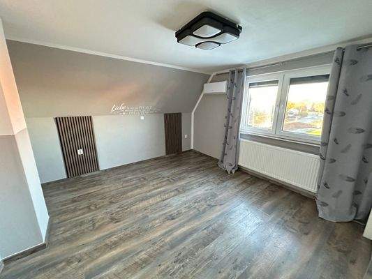 2025-11-21_15-09-05_180