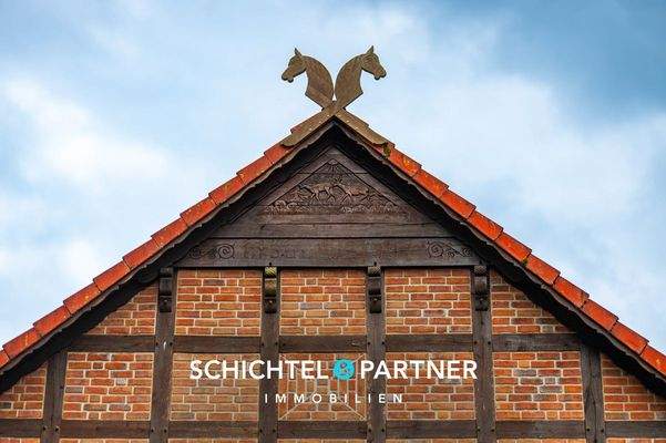 S&P | Holzschnitzerei