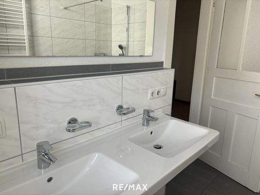 Wohnung - Landeck - Badezimmer