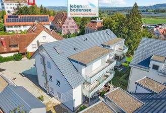 Neuwertiges Wohnhaus