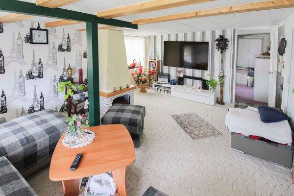 Wohnzimmer Ansicht 01