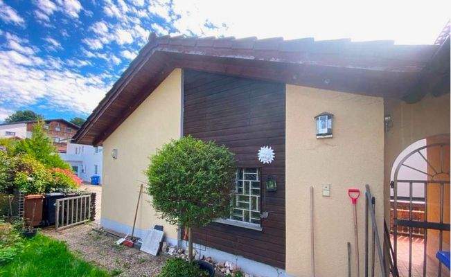 Seitenansicht Garage