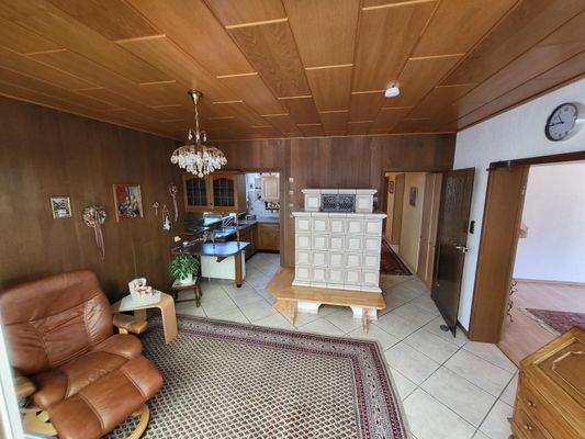 Essplatz mit Kachelofen + .....