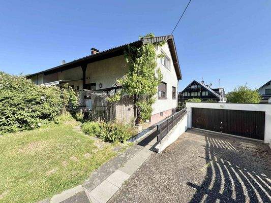 Einfahrt Garage