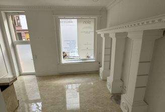 Großer Verkaufsraum