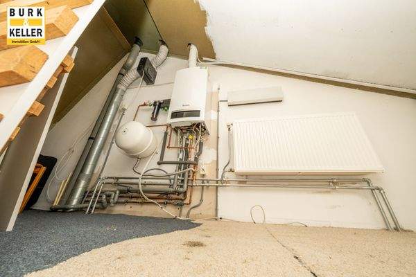 Gasbrennwerttherme Dachgeschoss